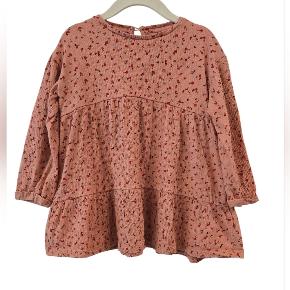 ZARA TEXTURED GAUZY DRESS IN ROSE PINK W/ A DIITZY FLORAL PRINT. SIZE 2-3 YEARS.